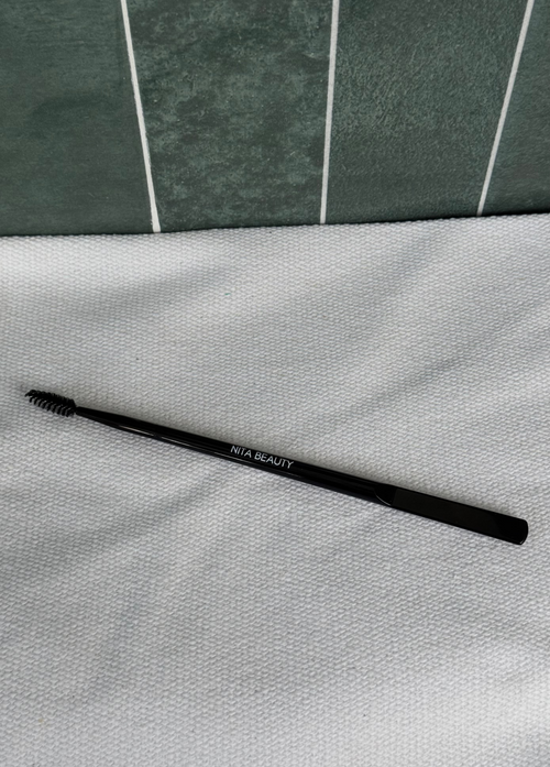 💗 Brosse à sourcils